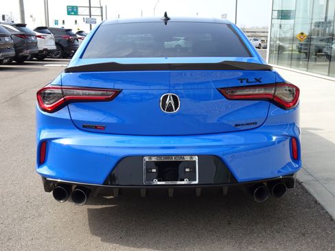 Used 2023 Acura TLX Type S PMC Edition image 4