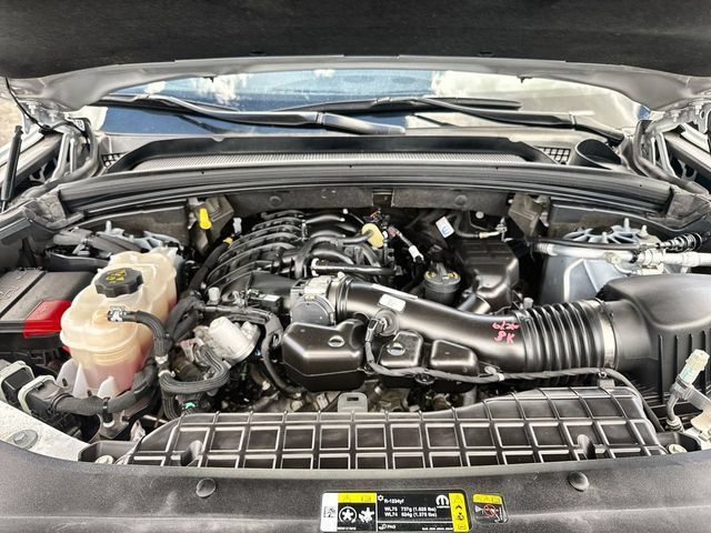Used 2024 Jeep Grand Cherokee Limited AWD/4WD image 26