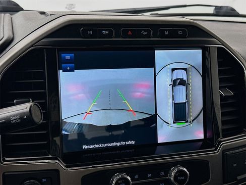 Used 2022 Ford F350 Platinum w/ FX4 Off-Road Package image 15