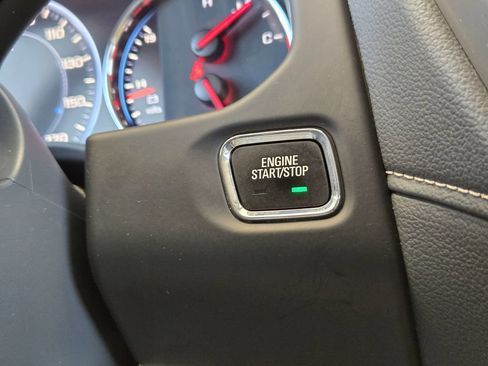 Used 2023 GMC Acadia Denali FWD image 22