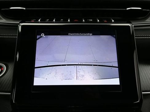 Used 2025 Jeep Grand Cherokee Altitude AWD/4WD image 41