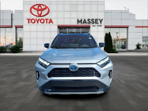 Used 2023 Toyota RAV4 XSE AWD/4WD image 8