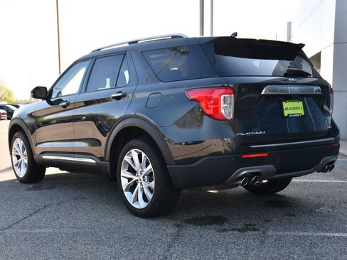 Used 2023 Ford Explorer Platinum w/ Technology Package AWD/4WD image 4