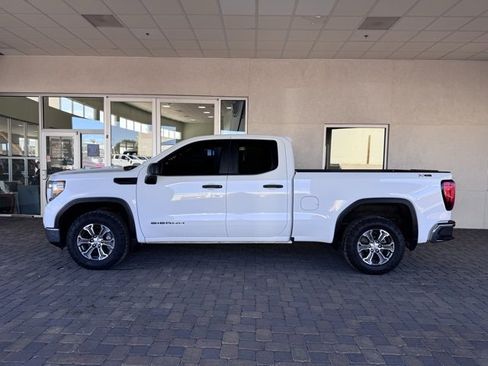 Used 2020 GMC Sierra 1500 4x4 Double Cab w/ Sierra Value Package image 2