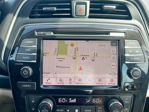Used 2022 Nissan Maxima Platinum w/ Sport Mat Group FWD image 13