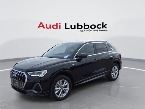 Used 2025 Audi Q3 2.0T Premium w/ Convenience Package image 4