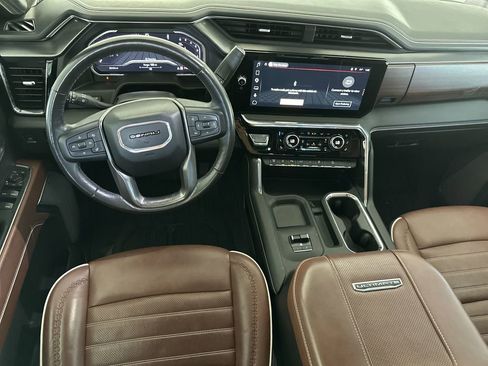 Certified 2024 GMC Sierra 3500 Denali Ultimate AWD/4WD image 22