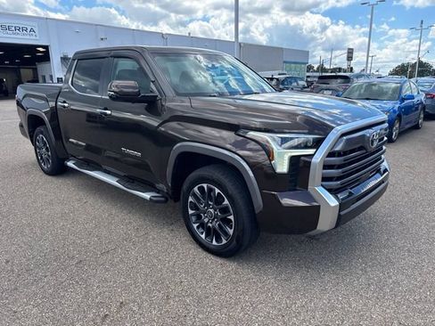 Used 2024 Toyota Tundra Limited AWD/4WD image 2