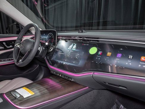 New 2025 Mercedes-Benz E 350 Sedan image 16