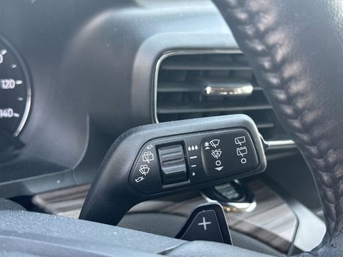Used 2020 Ford Explorer Limited w/ Hybrid Equipment Group 310A AWD/4WD image 17