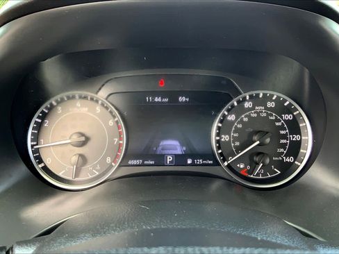 Used 2021 Nissan Armada SL image 25