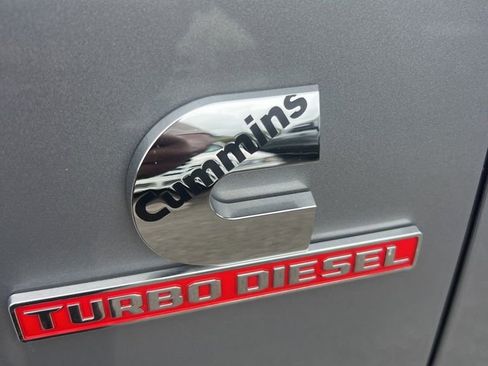 Used 2023 RAM 2500 Big Horn w/ Level 1 Equipment Group image 9