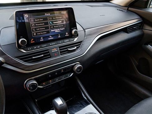 Used 2023 Nissan Altima 2.5 SV image 15