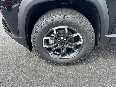 New 2026 Chevrolet Equinox ACTIV w/ Convenience Package III FWD image 12