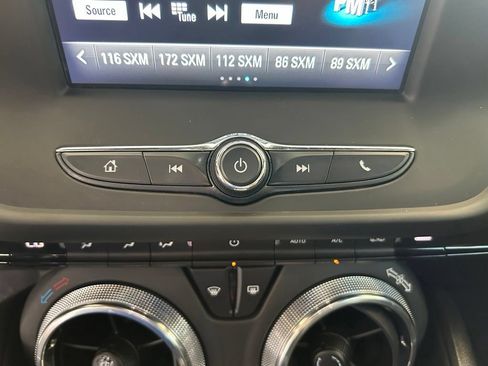 Used 2018 Chevrolet Camaro LT RWD image 45