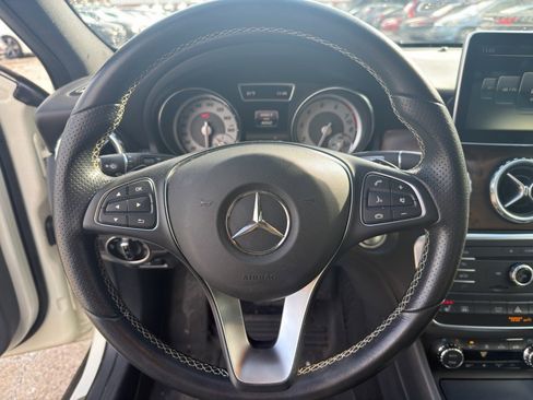 Certified 2016 Mercedes-Benz GLA 250 4MATIC image 21