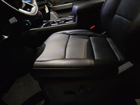 New 2026 Ford F250 Lariat w/ Chrome Package image 4