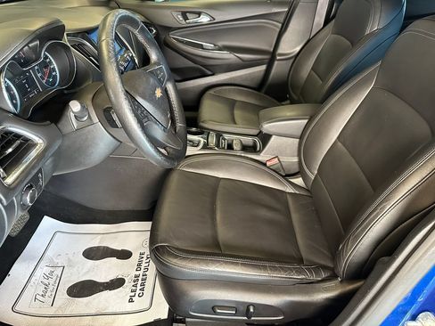 Used 2017 Chevrolet Cruze Premier w/ Enhanced Convenience Package FWD image 20