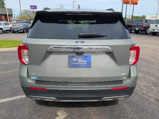 Certified 2020 Ford Explorer XLT w/ Equipment Group 202A AWD/4WD image 6
