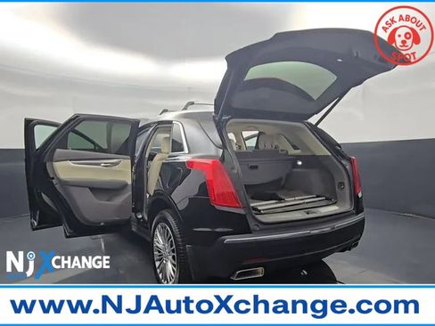 Used 2017 Cadillac XT5 Premium Luxury FWD image 21