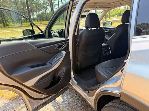 Used 2022 Subaru Forester Limited AWD/4WD image 25