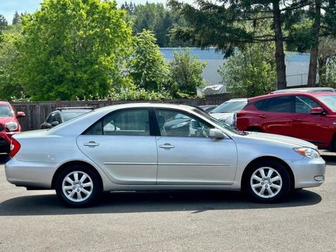 Used 2002 Toyota Camry LE FWD image 11