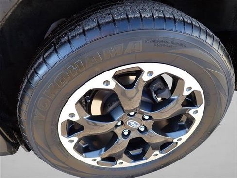 Certified 2023 Subaru Crosstrek 2.0i Premium image 12