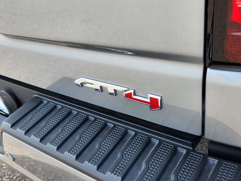 Used 2025 GMC Sierra 1500 AT4 w/ AT4 Premium Package AWD/4WD image 33
