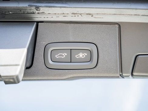 New 2026 Volvo XC60 B5 Plus w/ Protection Package Premier image 10