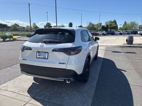 New 2026 Honda HR-V Sport image 6