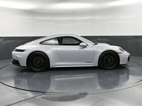 New 2026 Porsche 911 Carrera GTS RWD image 9