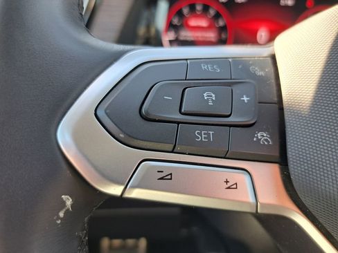 Used 2025 Volkswagen Atlas SEL Premium R-Line image 15