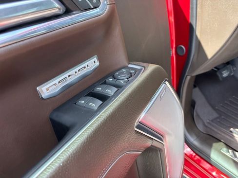 Used 2024 GMC Sierra 1500 Denali w/ Technology Package image 18