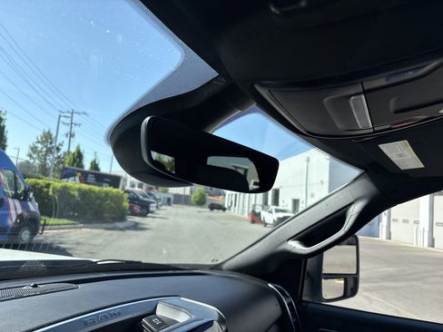 Used 2024 RAM 2500 Big Horn w/ Sport Appearance Package image 26