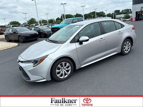 Certified 2024 Toyota Corolla LE FWD image 17