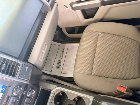Used 2019 Ford F150 XLT w/ Equipment Group 302A Luxury AWD/4WD image 19
