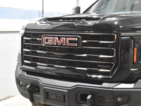 Used 2025 GMC Sierra 2500 AT4X w/ AT4X AEV Edition AWD/4WD image 32