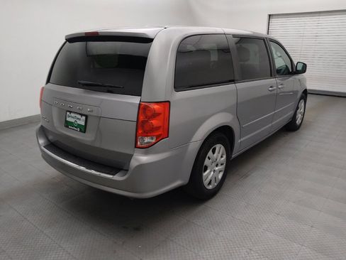 Used 2016 Dodge Grand Caravan SE w/ Quick Order Package 29E SE FWD image 9