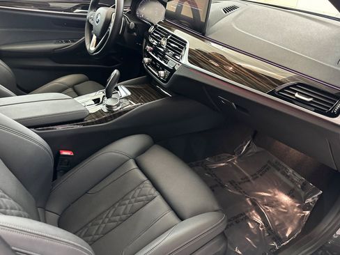Certified 2023 BMW 540i w/ Premium Package RWD image 33