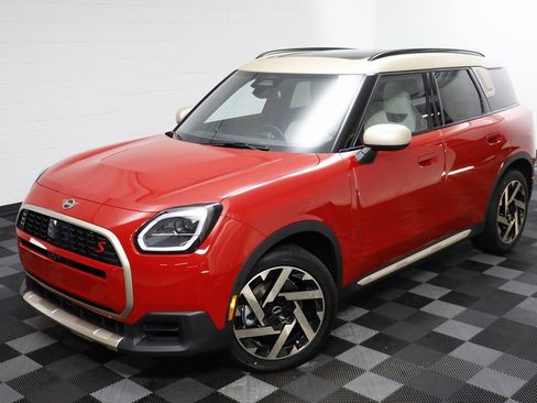 Certified 2025 MINI Cooper Countryman S image 2