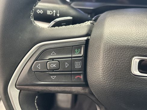 Used 2023 Jeep Grand Cherokee L Limited image 36