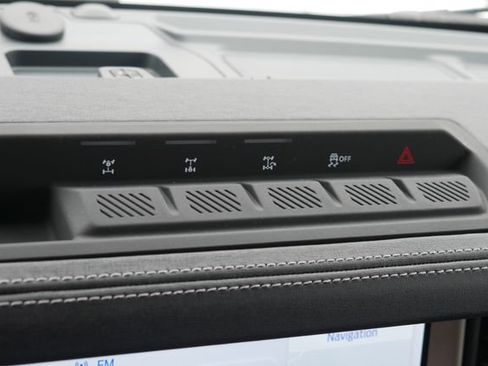 New 2025 Ford Bronco Outer Banks w/ Sasquatch Package image 19