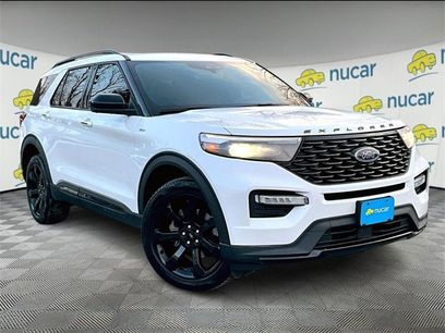 Used 2023 Ford Explorer ST-Line w/ Class IV Trailer Tow Package