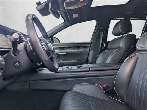 Used 2024 Genesis G90 3.5T image 16