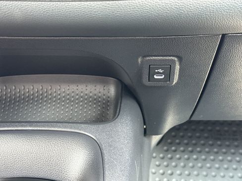 Used 2025 Toyota Corolla LE FWD image 25