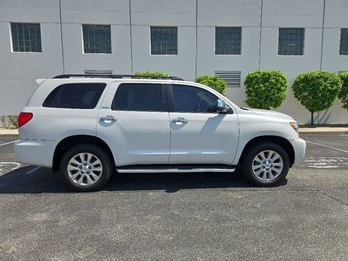 Used 2012 Toyota Sequoia Platinum AWD/4WD image 9