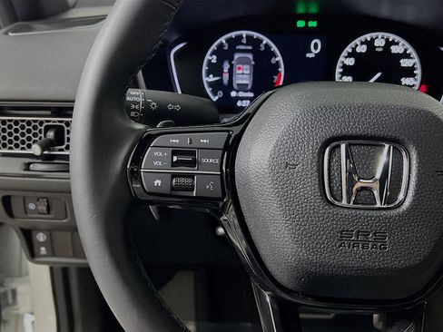 Used 2023 Honda Civic Sport image 19