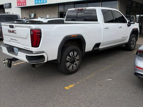 Used 2025 GMC Sierra 3500 Denali w/ Denali Reserve Package AWD/4WD image 5