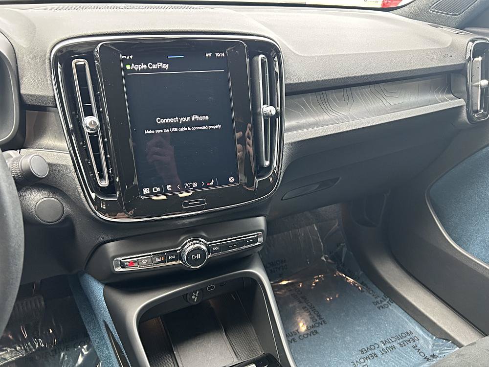 Used 2023 Volvo C40 P8 Recharge Ultimate AWD/4WD image 8
