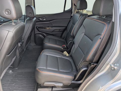 Used 2023 GMC Acadia AT4 w/ Technology Package AWD/4WD image 31